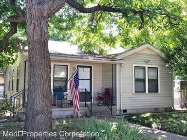Main picture of 2703 Stacy Ln