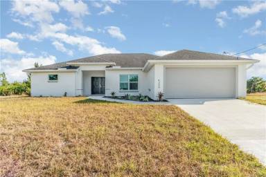 Main picture of 4309 NE 20th Ct