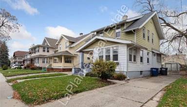 Main picture of 4130 N Lockwood Ave