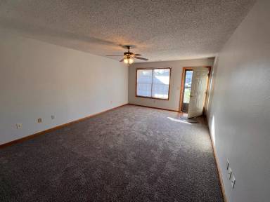 Main picture of 405 Larkin Ct