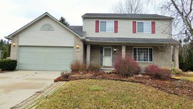Main picture of 1044 Ridgeview Cir
