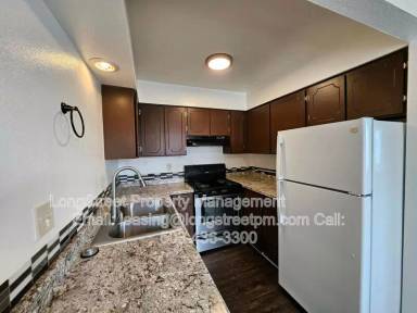 Main picture of 780 NW Joy Ave