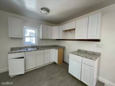Main picture of 929 S 17th St