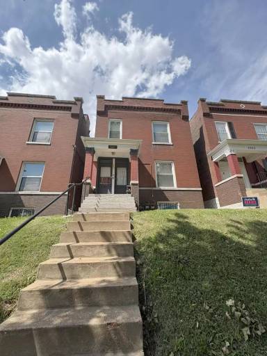 Main picture of 3507 Alberta St