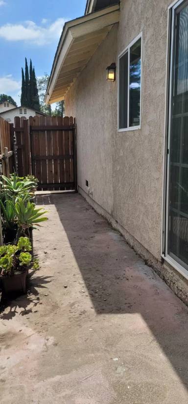 Main picture of 15590 Paseo Ajanta