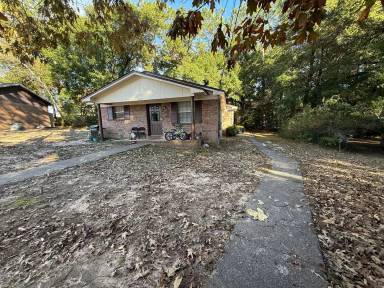 Main picture of 4933 Yacht Harbor Dr