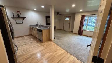 Main picture of 3147 Cattail St