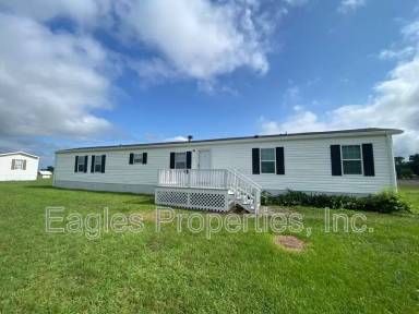 Main picture of 105 Damon Dr