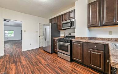 Main picture of 3917 Nantasket St