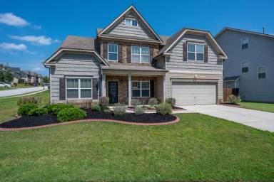 Main picture of 201 Abbey Gardens Ln