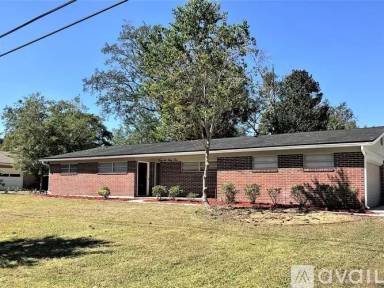 Main picture of 4634 Waverly Ln