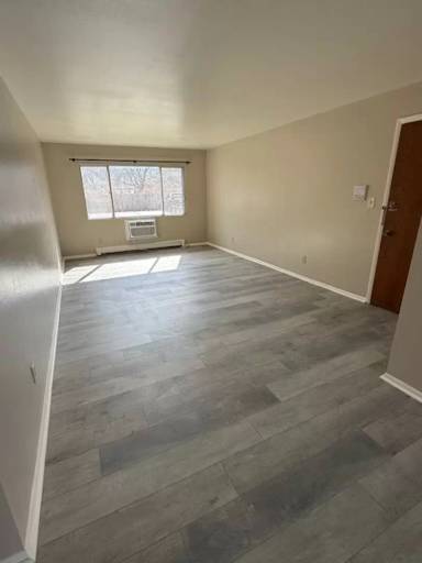 Main picture of 1735 15th Ave