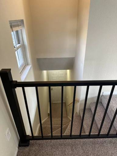 Main picture of 603 S 71st Ave W