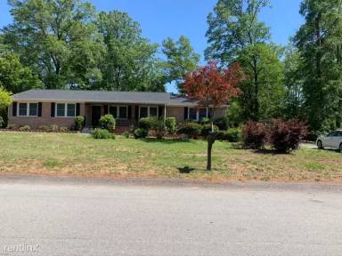 Main picture of 1613 Gambrell St