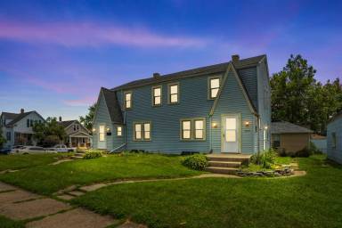 Main picture of 1203 Spring St