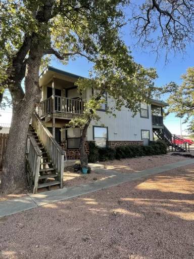 Main picture of 293 Billie Dr. Building 4 - 16