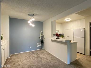 Main picture of 355 S Los Robles Ave
