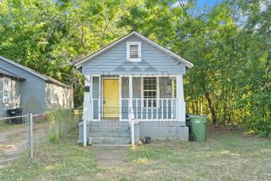 Main picture of 608 32nd St
