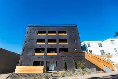 Main picture of 1520 Tyler Ave