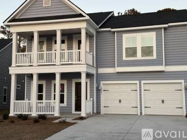 Main picture of 243 Augusta Green Way