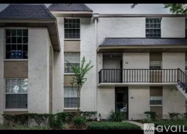 Main picture of 809 Russell Ln
