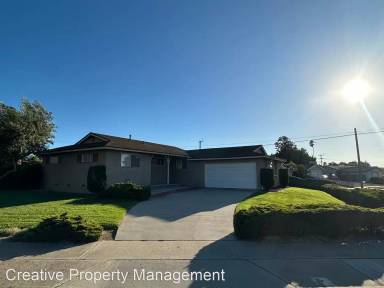 Main picture of 562 Fairlane Pl