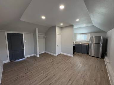 Main picture of 520 N 9th St