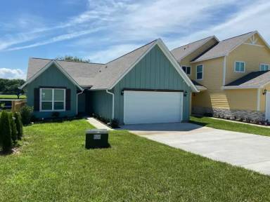 Main picture of 147 Bayview Ln