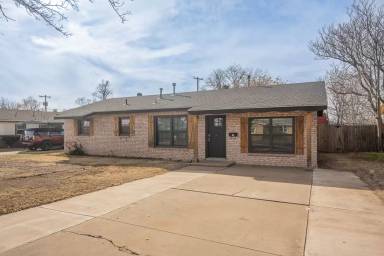 Main picture of 2918 S Dallas St