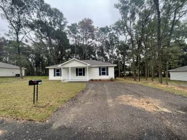 Main picture of 5236 Bishop Rd