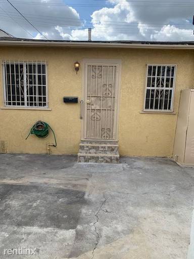 Main picture of 4806 1/2 Firestone Blvd