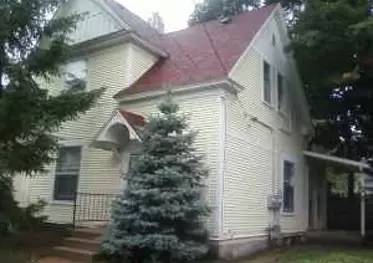 Main picture of 161 Union Ave NE