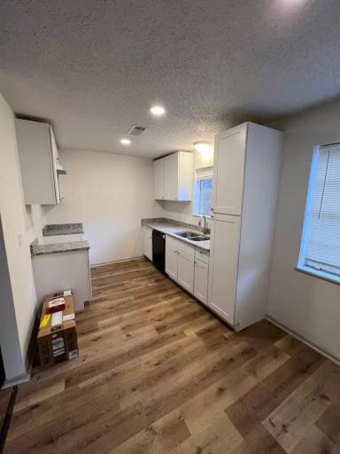 Main picture of 607 Waggoner St