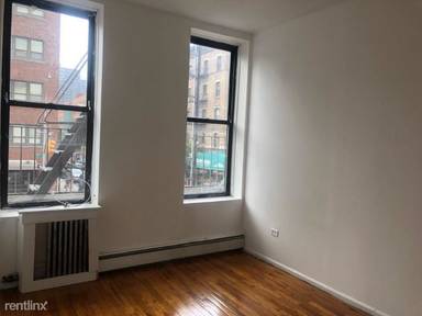 Main picture of 370 W 52nd St