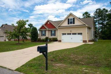 Main picture of 655 Omaha Dr