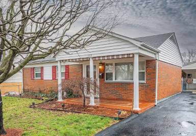Main picture of 605 Cathy Ln