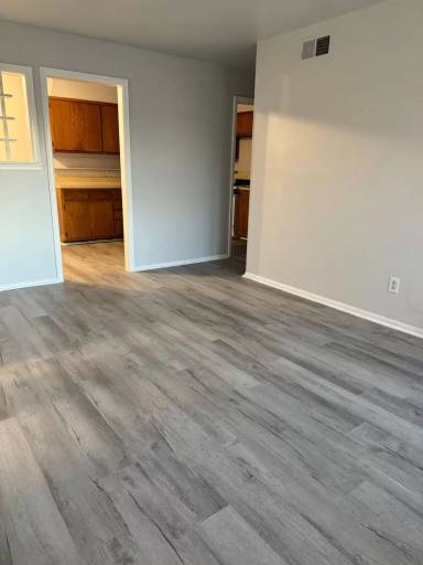 Main picture of 6103 N Boulder Ave