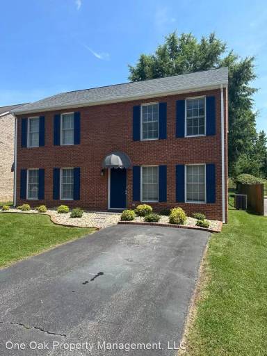 Main picture of 98 Lakehurst Ave