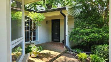 Main picture of 2207 Fordham Dr
