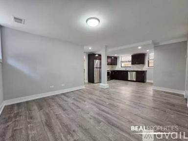 Main picture of 1000 Crain St & 1136 Maple Ave