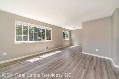 Main picture of Hudson Court Apartments