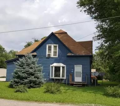 Main picture of 225 B Ave