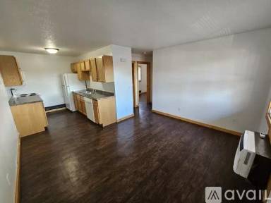Main picture of 1425 8th St S