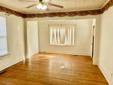 Main picture of 1215 N Church St