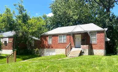 Main picture of 7929 Cler Ave