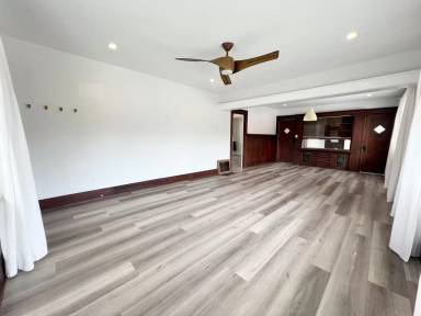 Main picture of 672 Stanley Ave