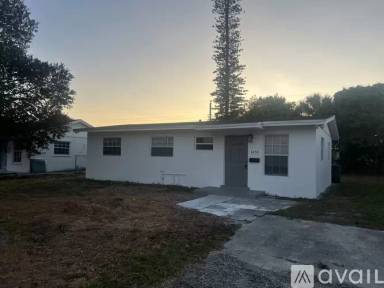 Main picture of 1450 8th St