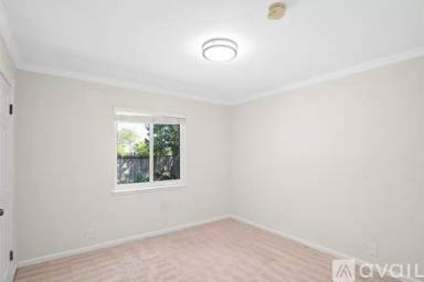 Main picture of 1861 Briarwood Dr