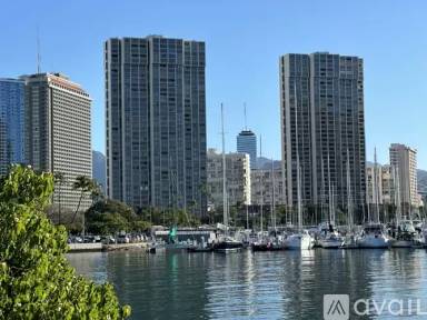 Main picture of Yacht Harbor Towers