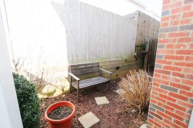 Main picture of 827 Forsythia Way
